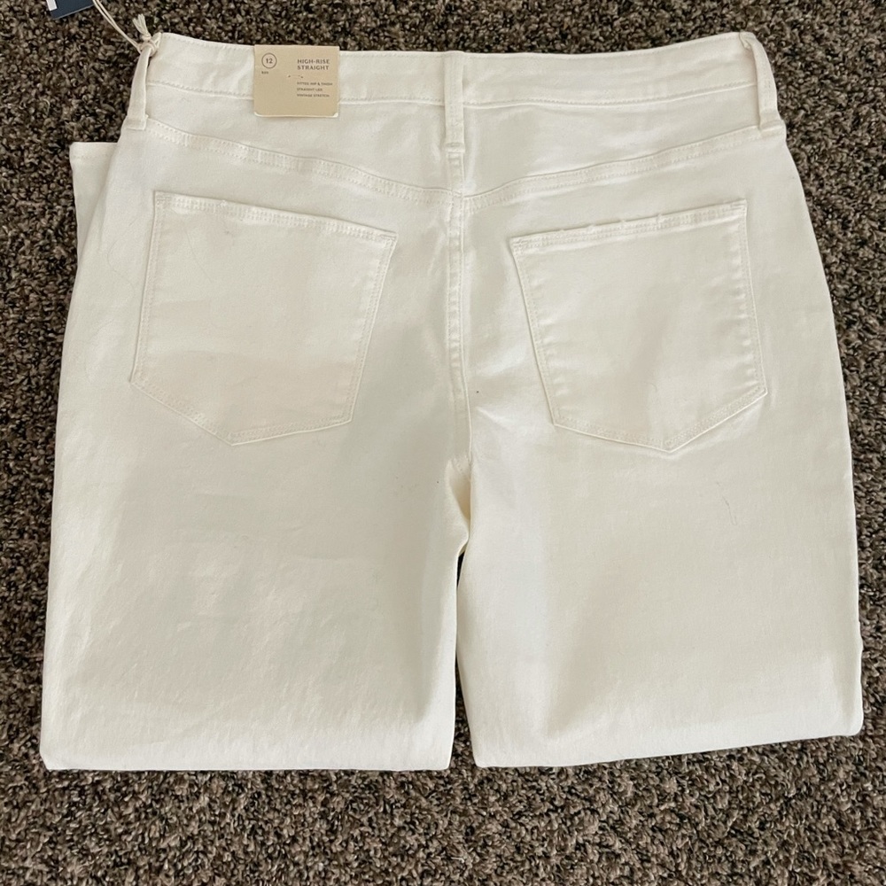 NWT Universal Thread High Rise White Jeans - Picture 4 of 4